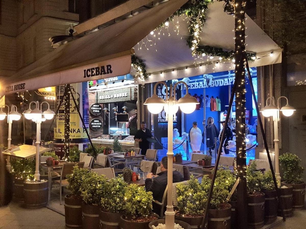Like Studio City Centrum, Wifi, Terrace Budapest Esterno foto